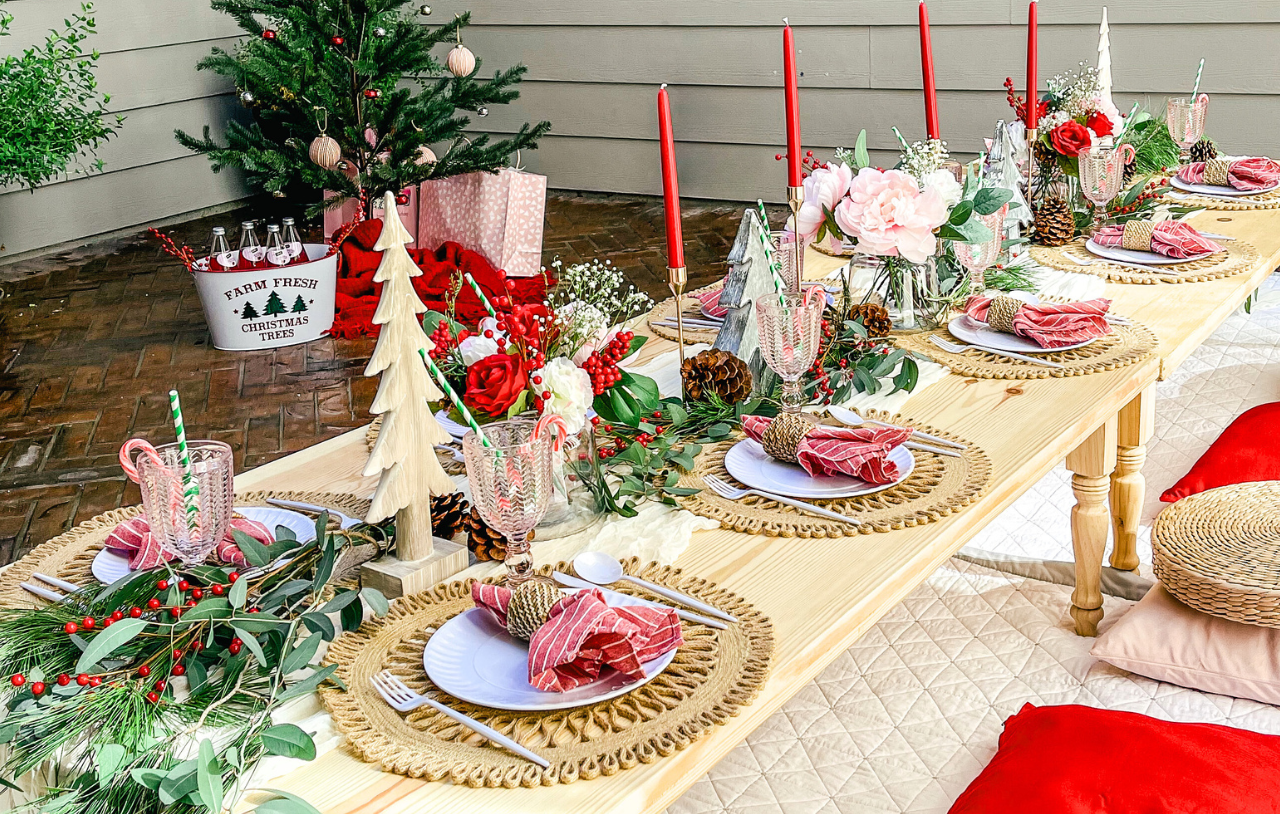 Christmas Party Decoration Ideas for a Dreamy Pink \u0026 Red Holiday Theme - My  Blissful Corner, image size:1280x814